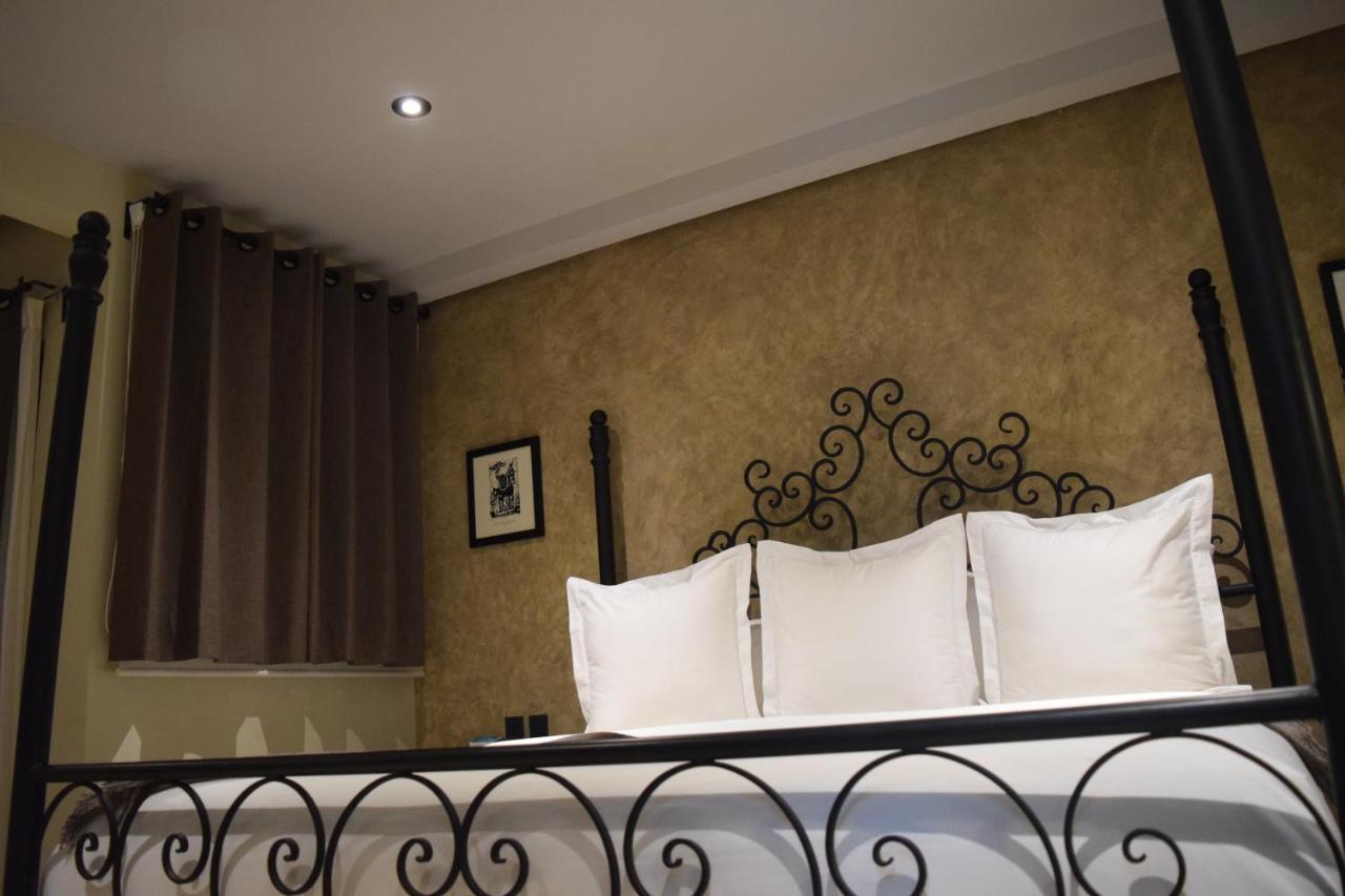 Hotel Bouquet (adults Only)